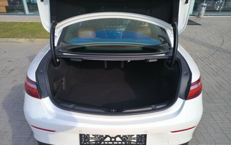 Mercedes-Benz E-Класс, 2018 год, 3 590 000 рублей, 26 фотография