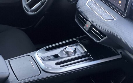 Haval Jolion, 2024 год, 1 990 000 рублей, 24 фотография