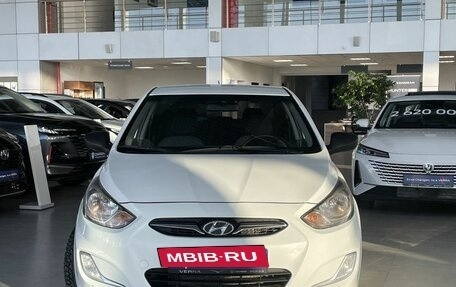 Hyundai Solaris II рестайлинг, 2013 год, 710 000 рублей, 2 фотография