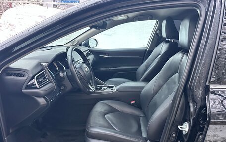 Toyota Camry, 2021 год, 2 980 000 рублей, 7 фотография