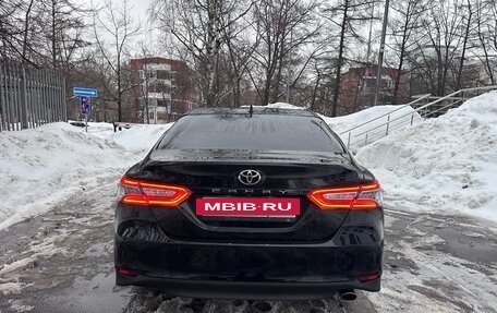 Toyota Camry, 2021 год, 2 980 000 рублей, 5 фотография