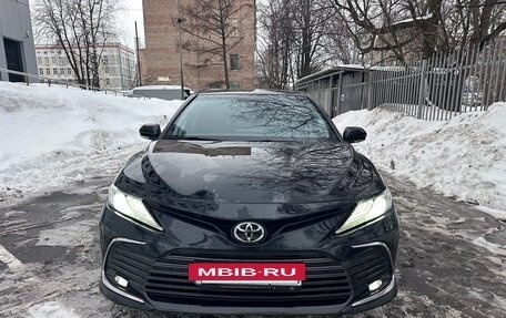 Toyota Camry, 2021 год, 2 980 000 рублей, 6 фотография