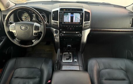 Toyota Land Cruiser 200, 2012 год, 3 299 000 рублей, 7 фотография