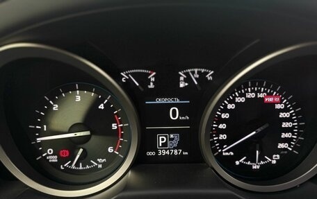 Toyota Land Cruiser 200, 2012 год, 3 299 000 рублей, 14 фотография