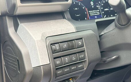 Toyota Tacoma, 2025 год, 11 900 000 рублей, 16 фотография