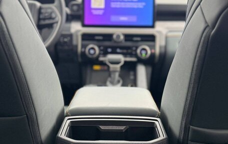 Toyota Tacoma, 2025 год, 11 900 000 рублей, 23 фотография