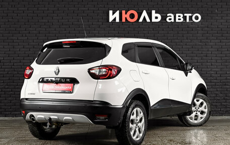 Renault Kaptur I рестайлинг, 2017 год, 1 350 000 рублей, 4 фотография
