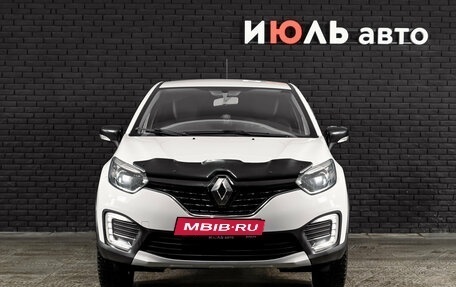 Renault Kaptur I рестайлинг, 2017 год, 1 350 000 рублей, 2 фотография
