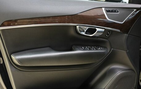 Volvo XC90 II рестайлинг, 2019 год, 2 650 000 рублей, 13 фотография