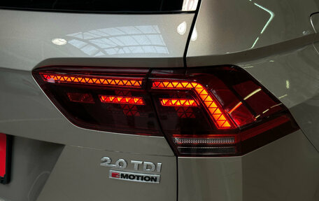 Volkswagen Tiguan II, 2018 год, 2 950 000 рублей, 10 фотография