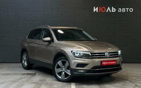 Volkswagen Tiguan II, 2018 год, 2 950 000 рублей, 3 фотография