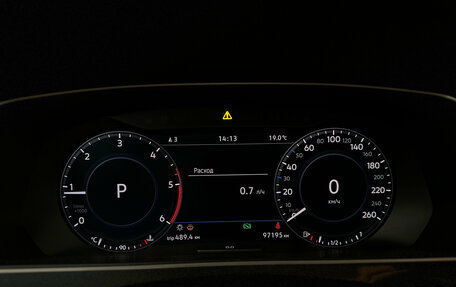 Volkswagen Tiguan II, 2018 год, 2 950 000 рублей, 24 фотография