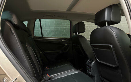 Volkswagen Tiguan II, 2018 год, 2 950 000 рублей, 13 фотография