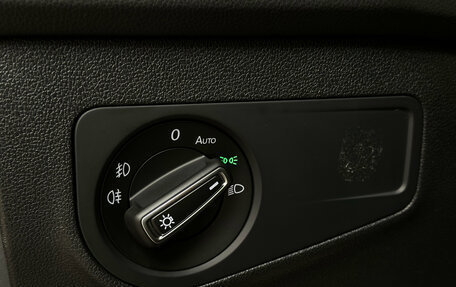 Volkswagen Tiguan II, 2018 год, 2 950 000 рублей, 19 фотография