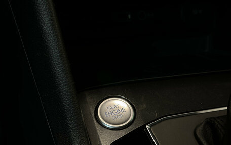 Volkswagen Tiguan II, 2018 год, 2 950 000 рублей, 25 фотография