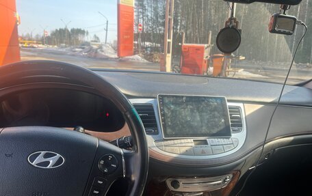 Hyundai Genesis I рестайлинг, 2010 год, 900 000 рублей, 15 фотография