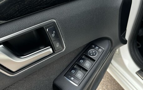 Mercedes-Benz E-Класс, 2011 год, 1 490 000 рублей, 17 фотография