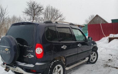 Chevrolet Niva I рестайлинг, 2004 год, 400 000 рублей, 4 фотография