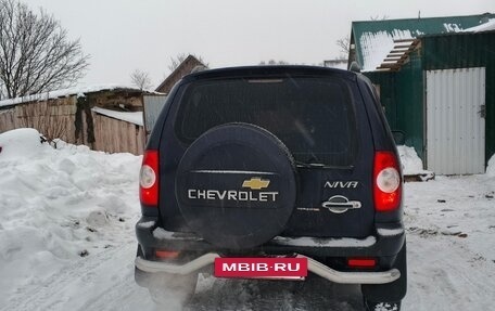 Chevrolet Niva I рестайлинг, 2004 год, 400 000 рублей, 3 фотография
