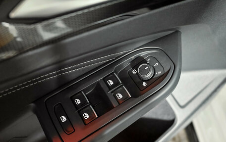 Volkswagen Golf VIII, 2024 год, 3 910 000 рублей, 13 фотография