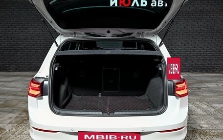 Volkswagen Golf VIII, 2024 год, 3 910 000 рублей, 6 фотография