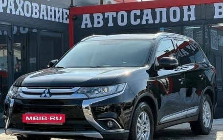 Mitsubishi Outlander III рестайлинг 3, 2016 год, 1 990 000 рублей, 6 фотография