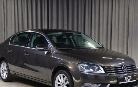 Volkswagen Passat B7, 2013 год, 1 099 000 рублей, 2 фотография