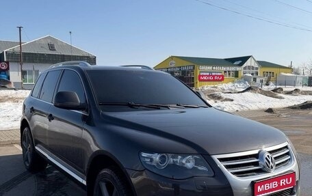 Volkswagen Touareg III, 2008 год, 1 450 000 рублей, 1 фотография