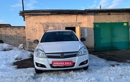 Opel Astra H, 2012 год, 560 000 рублей, 1 фотография