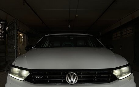 Volkswagen Passat B8 рестайлинг, 2017 год, 1 750 000 рублей, 1 фотография