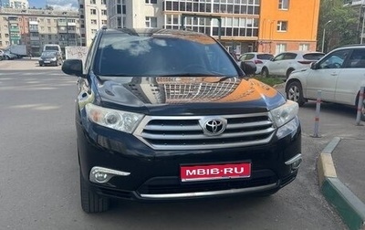 Toyota Highlander III, 2012 год, 1 850 000 рублей, 1 фотография