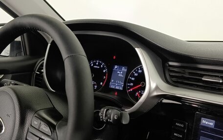 KIA Rio IV, 2021 год, 1 750 000 рублей, 10 фотография