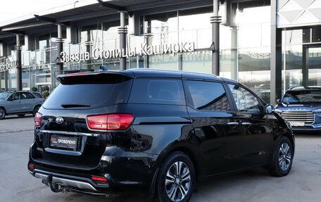 KIA Carnival III, 2019 год, 2 500 000 рублей, 5 фотография