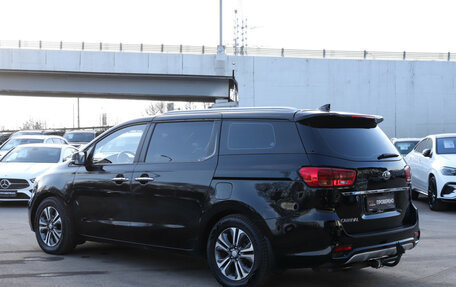 KIA Carnival III, 2019 год, 2 500 000 рублей, 7 фотография