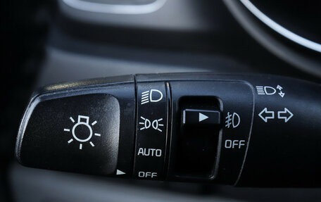 KIA Carnival III, 2019 год, 2 500 000 рублей, 22 фотография