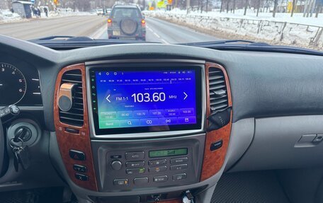 Toyota Land Cruiser 100 рестайлинг 2, 2006 год, 3 100 000 рублей, 3 фотография