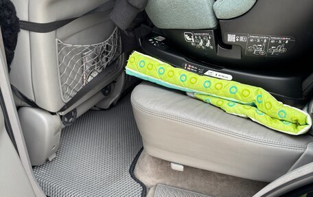 Toyota Land Cruiser 100 рестайлинг 2, 2006 год, 3 100 000 рублей, 13 фотография