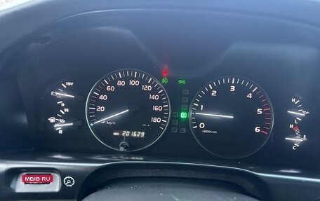 Toyota Land Cruiser 100 рестайлинг 2, 2006 год, 3 100 000 рублей, 5 фотография