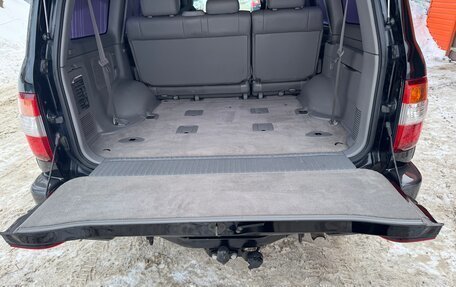 Toyota Land Cruiser 100 рестайлинг 2, 2006 год, 3 100 000 рублей, 17 фотография