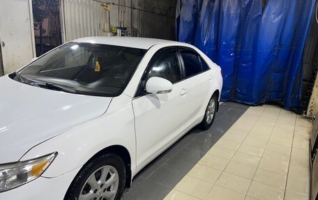 Toyota Camry, 2009 год, 830 000 рублей, 3 фотография