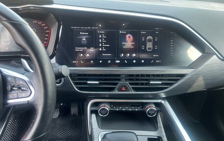 Geely Tugella FY11, 2022 год, 2 890 000 рублей, 4 фотография