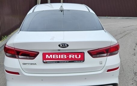 KIA Optima IV, 2019 год, 2 550 000 рублей, 3 фотография