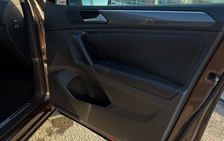 Volkswagen Tiguan II, 2020 год, 2 600 000 рублей, 14 фотография