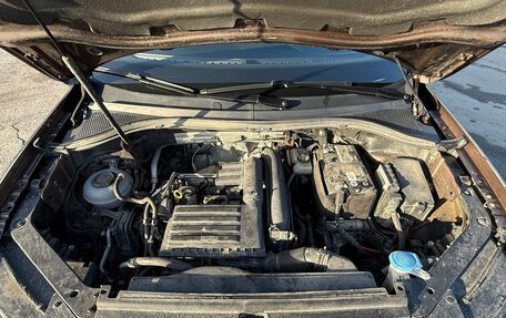 Volkswagen Tiguan II, 2020 год, 2 600 000 рублей, 23 фотография