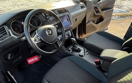 Volkswagen Tiguan II, 2020 год, 2 600 000 рублей, 20 фотография