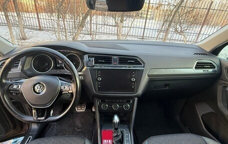 Volkswagen Tiguan II, 2020 год, 2 600 000 рублей, 21 фотография