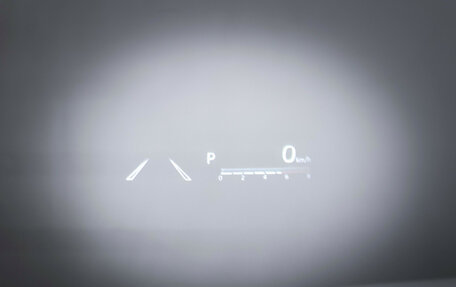 Toyota Avalon, 2022 год, 3 890 000 рублей, 23 фотография