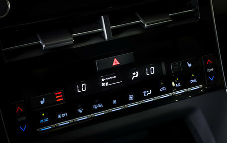 Toyota Avalon, 2022 год, 3 890 000 рублей, 20 фотография