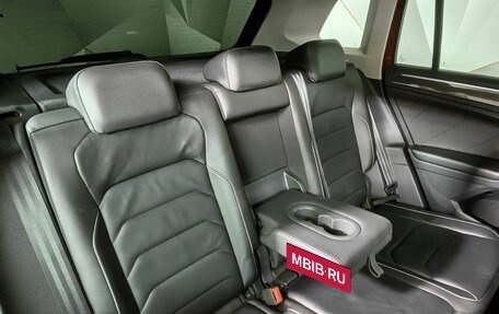 Volkswagen Tiguan II, 2018 год, 2 750 000 рублей, 17 фотография