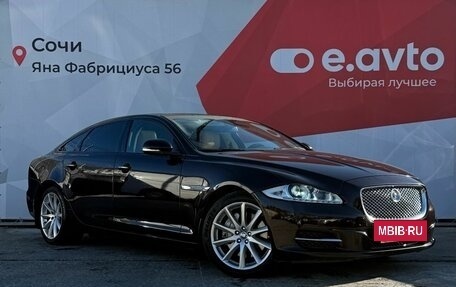 Jaguar XJ IV (X351), 2013 год, 1 880 000 рублей, 3 фотография